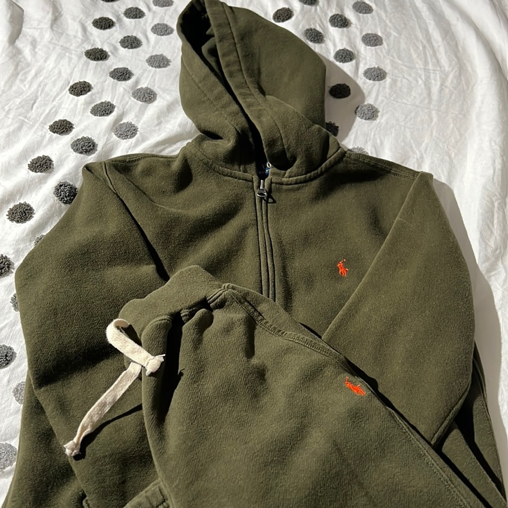 Hunter green jogging suit! Polo